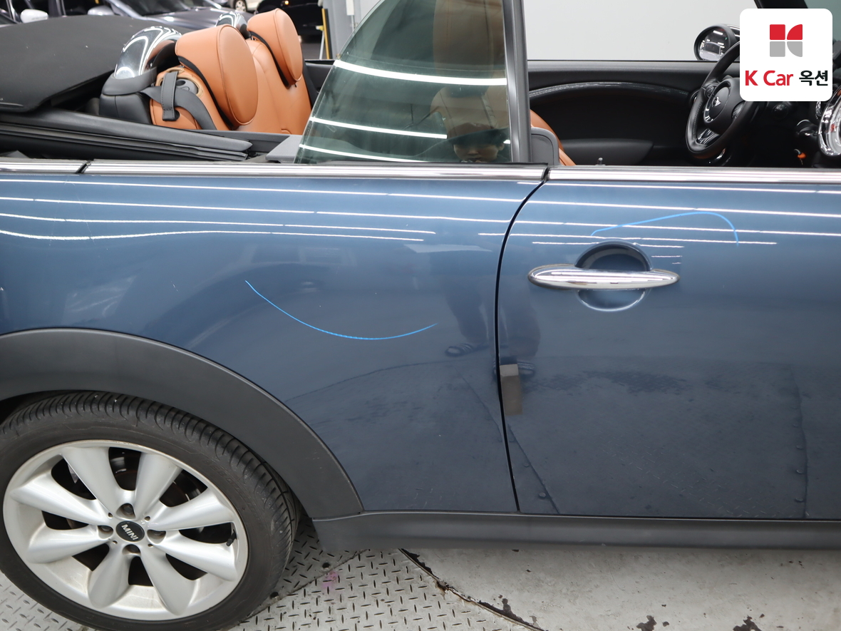 BMW MINI 2012 - Image 32
