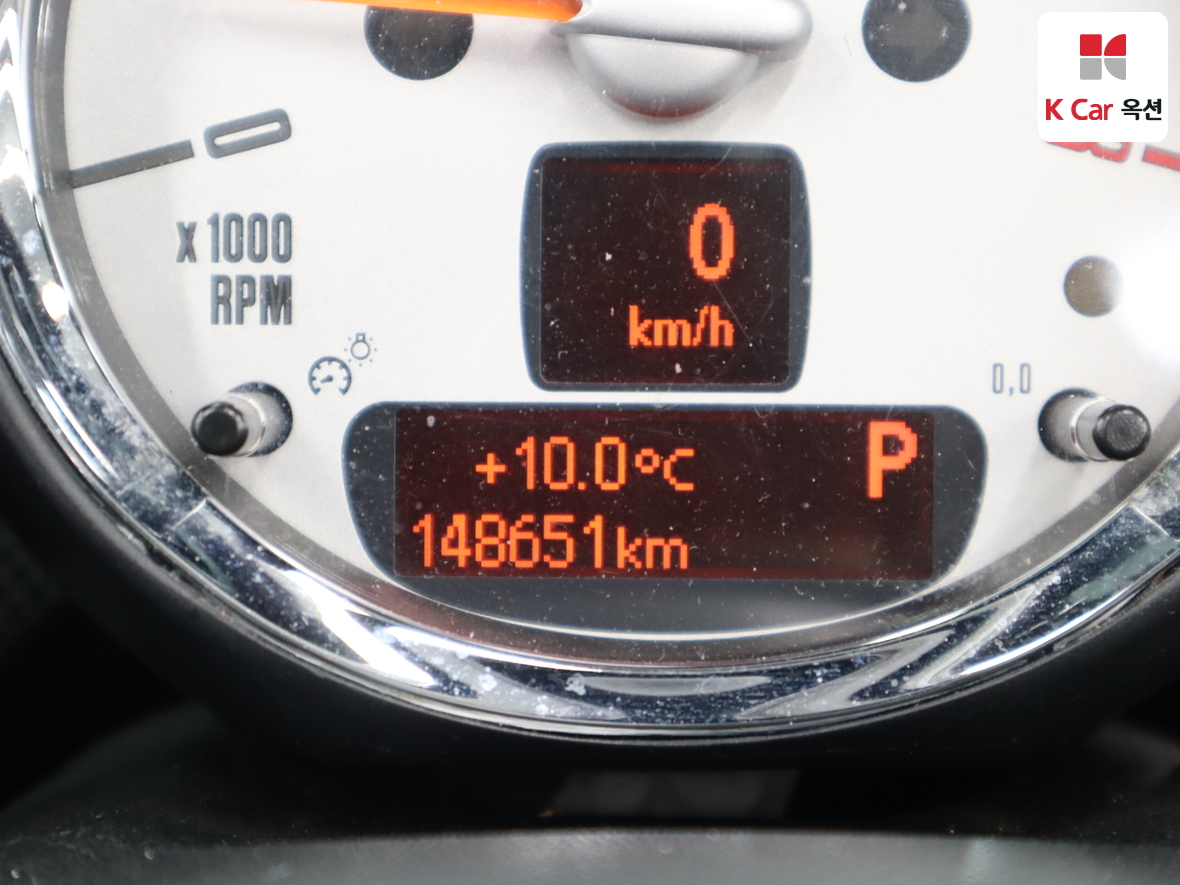 BMW MINI 2012 - Image 4