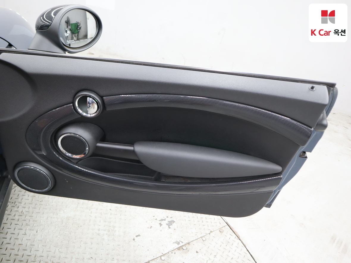 BMW MINI 2012 - Image 23