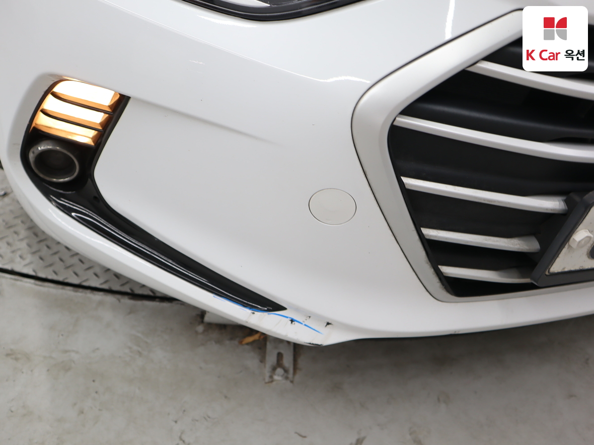 Hyundai Elantra 2018 - Image 34