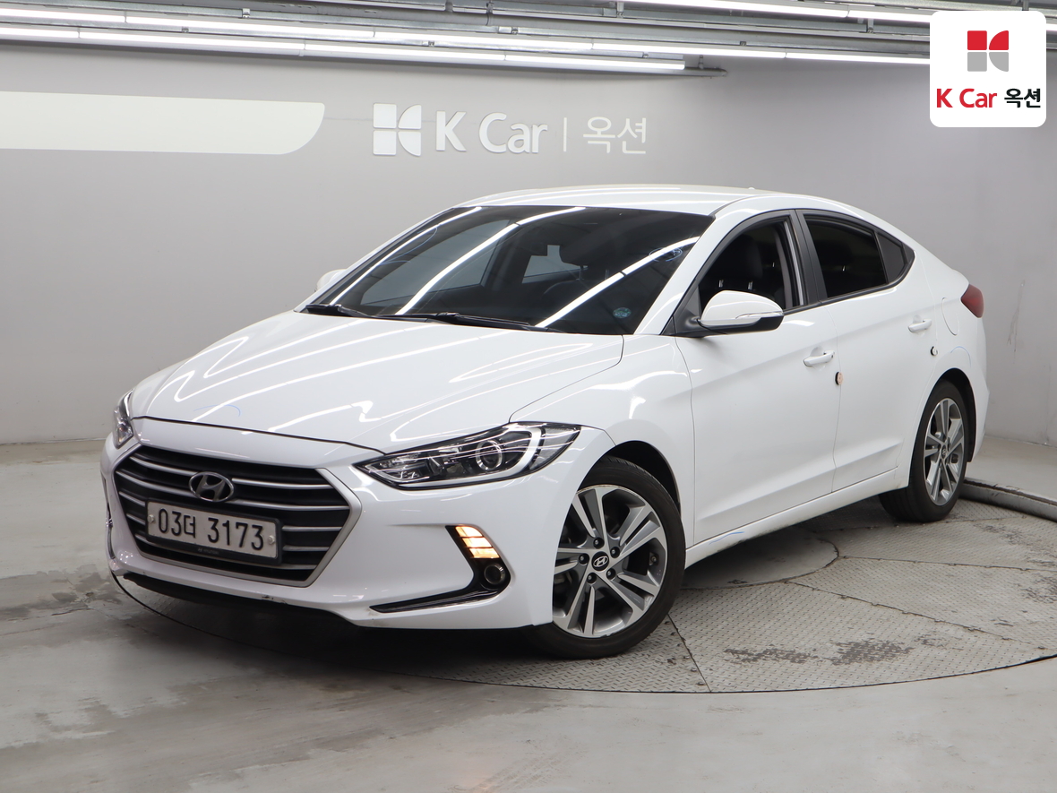 Hyundai Elantra 2018 - Image 1