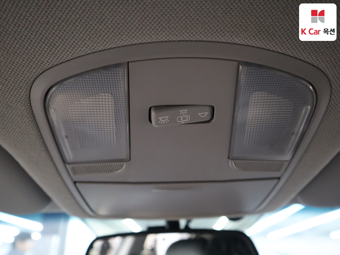 Hyundai Elantra 2018 - Image 12