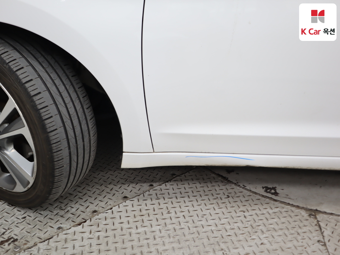 Hyundai Elantra 2018 - Image 36