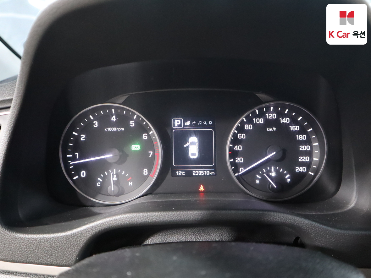 Hyundai Elantra 2018 - Image 5