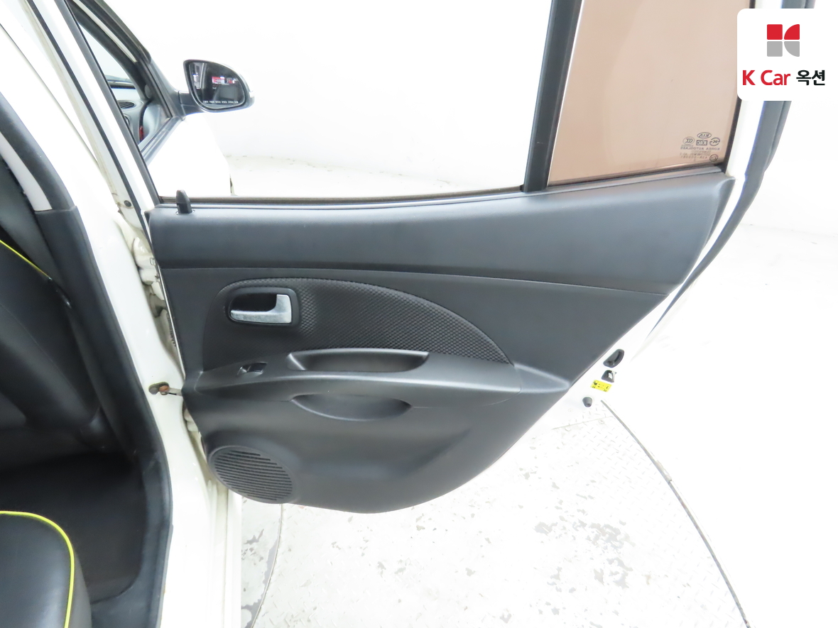 Kia Morning 2011 - Image 27