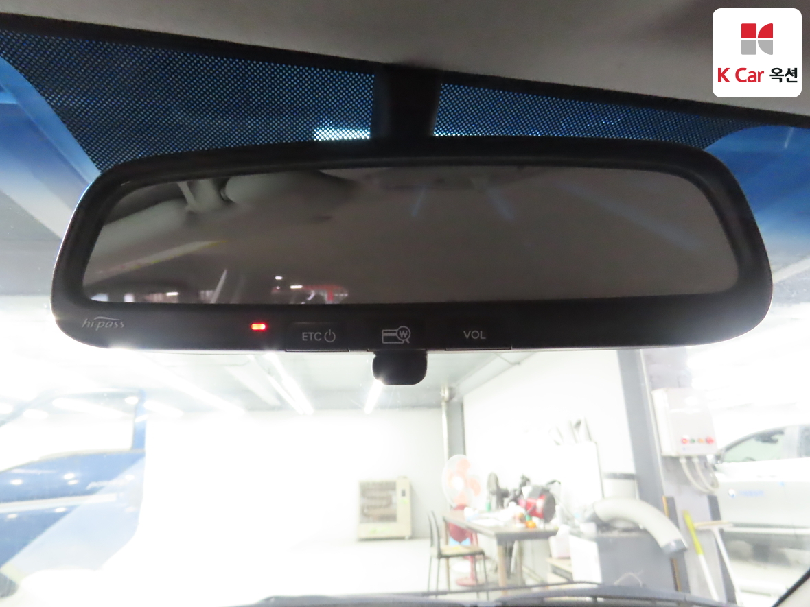 Kia Morning 2011 - Image 13