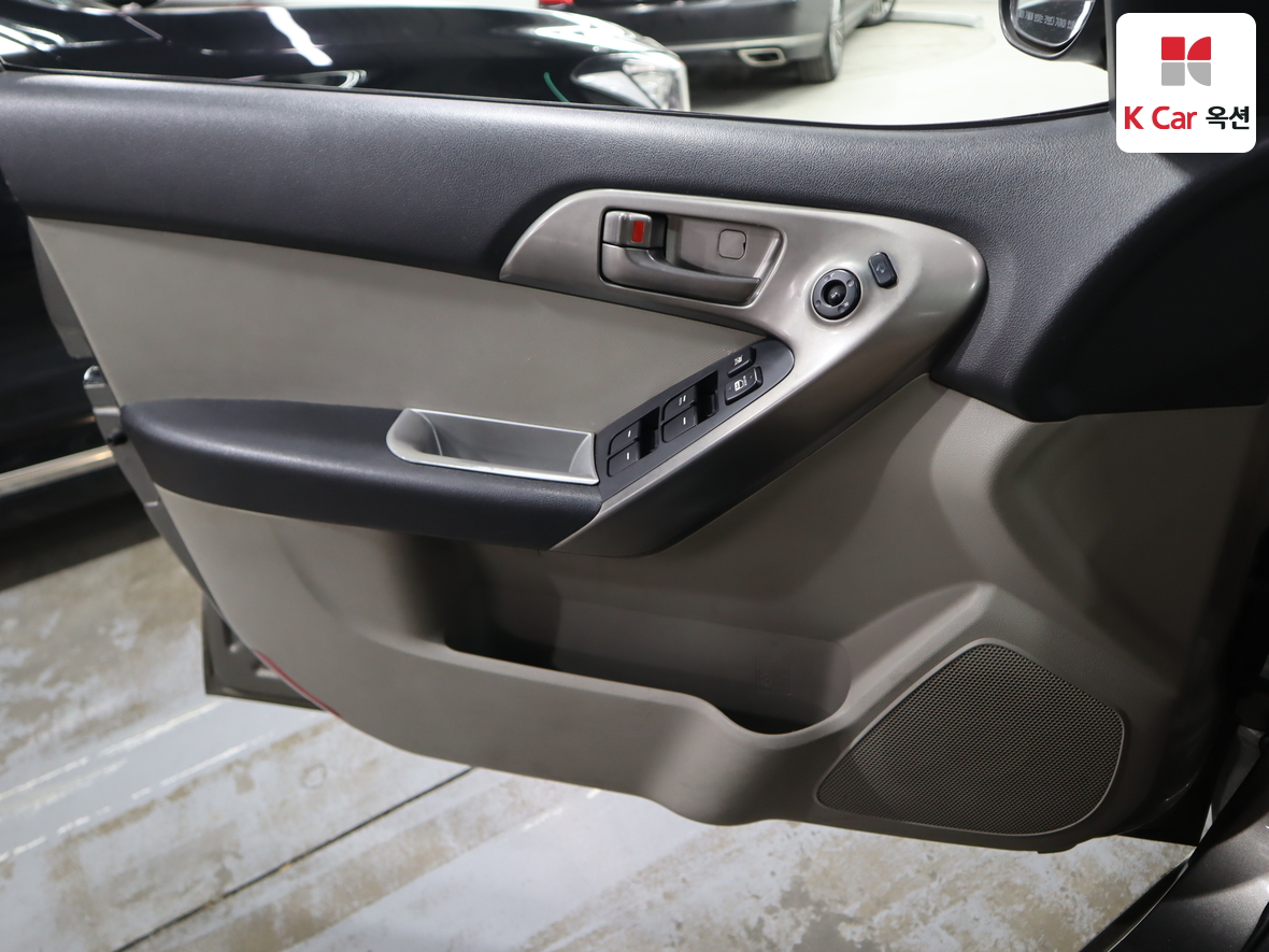 Kia Forte 2009 - Image 8