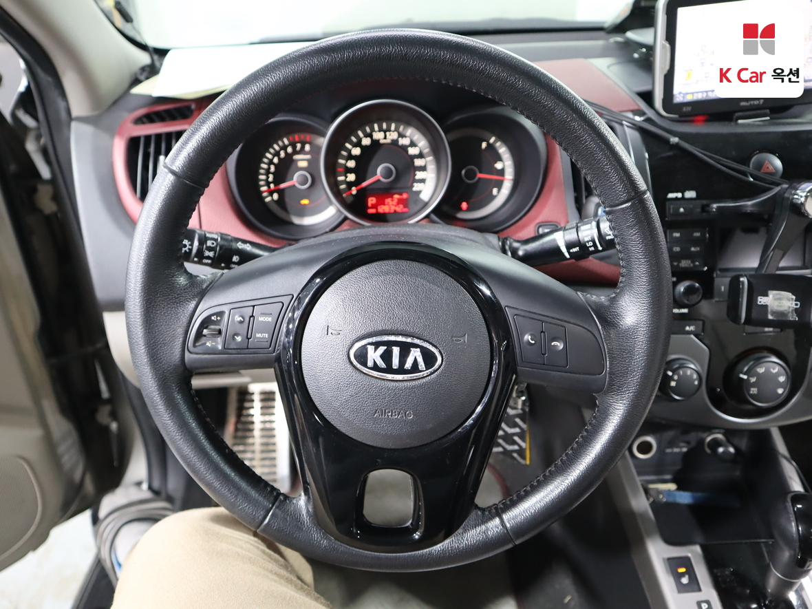 Kia Forte 2009 - Image 10