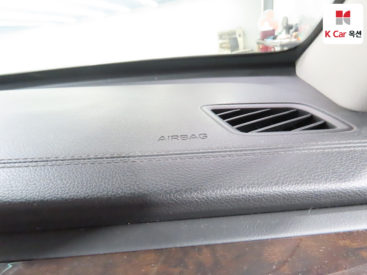 هيونداي جينيسيس EQ900 2016 - صورة 33