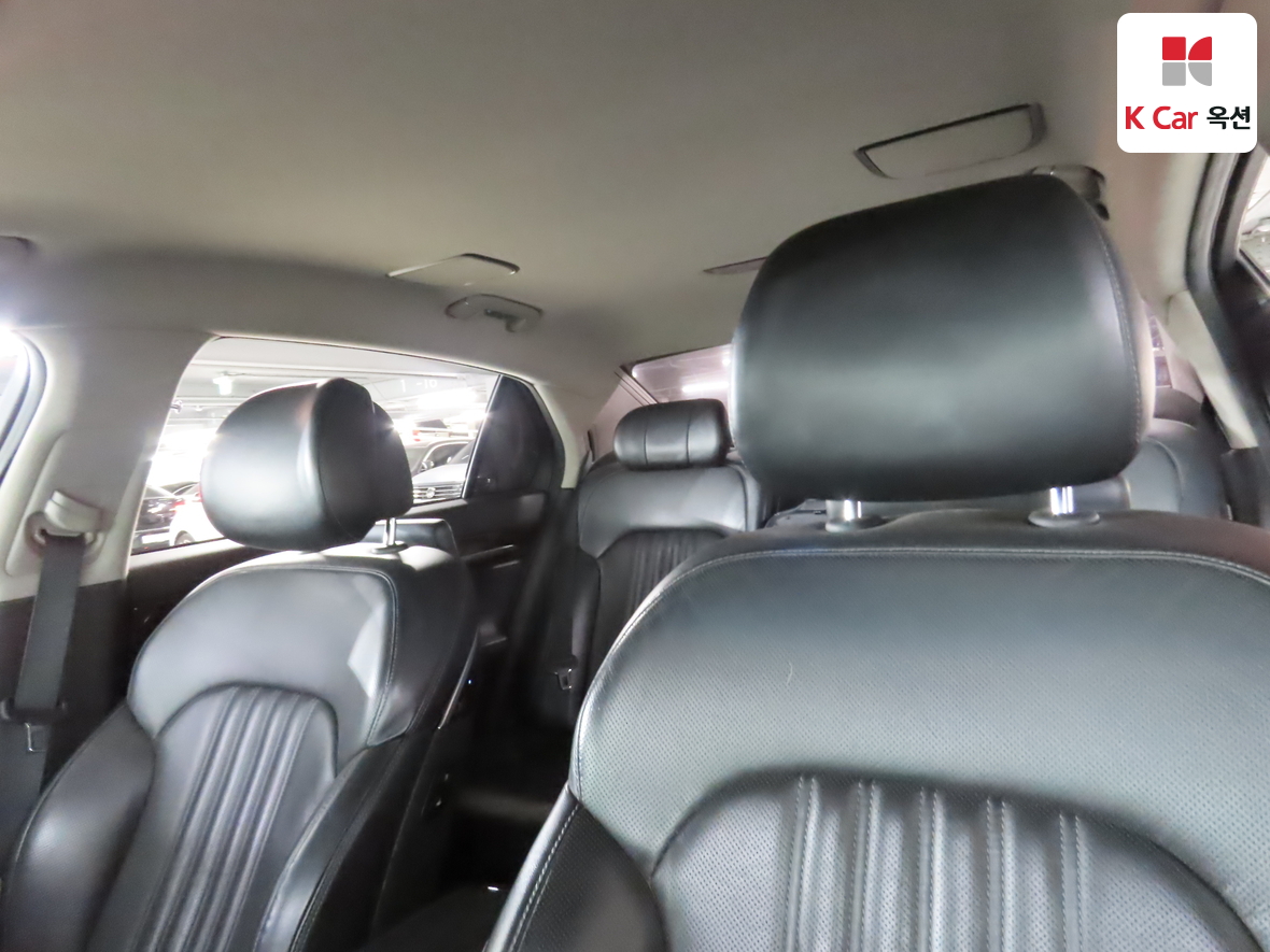 هيونداي جينيسيس EQ900 2016 - صورة 18