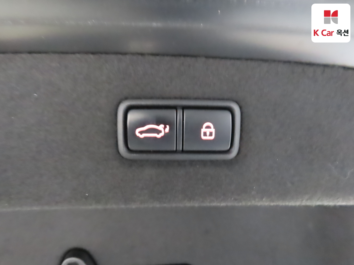 هيونداي جينيسيس EQ900 2016 - صورة 28