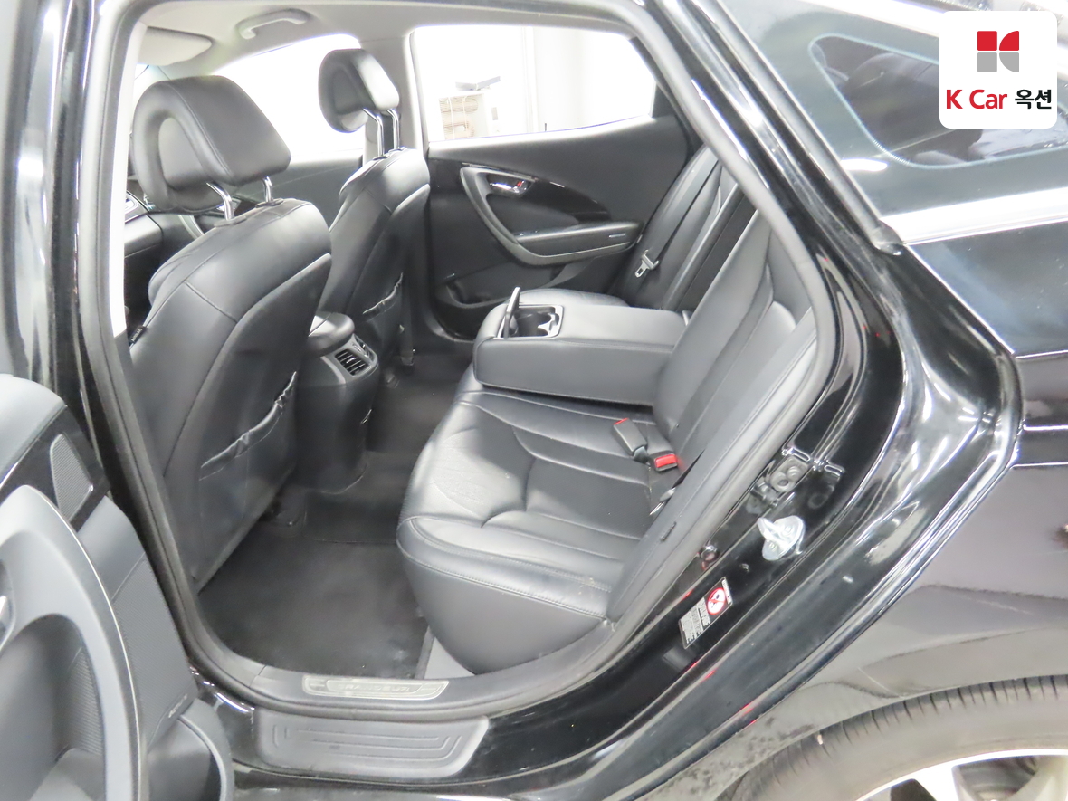 Hyundai AZERA 2016 - Image 25