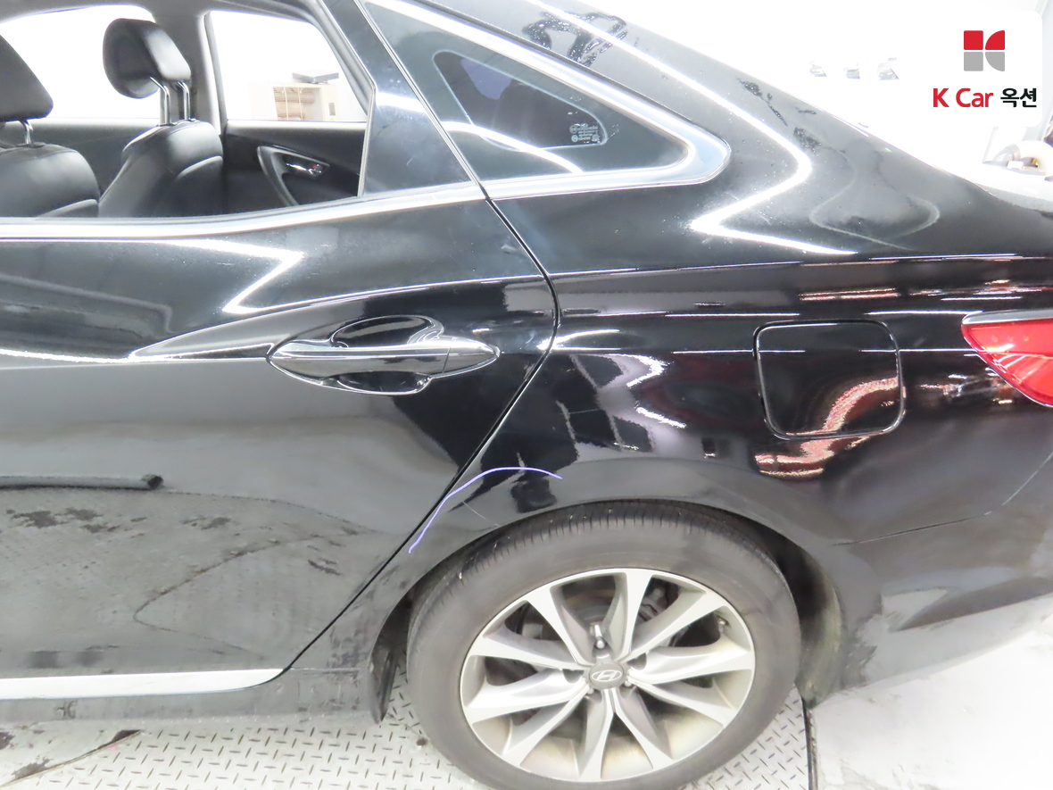 Hyundai AZERA 2016 - Image 40