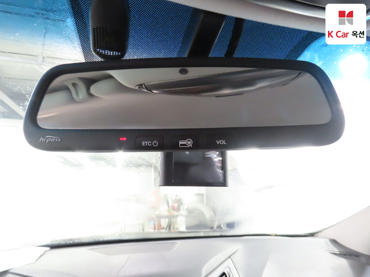 Hyundai AZERA 2016 - Image 13