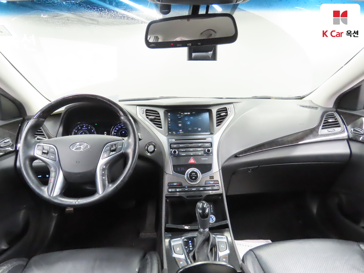 Hyundai AZERA 2016 - Image 3