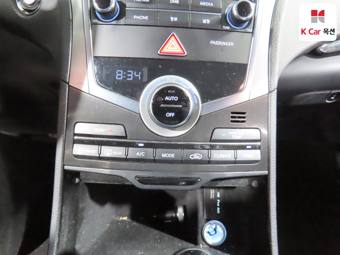 Hyundai AZERA 2016 - Image 16