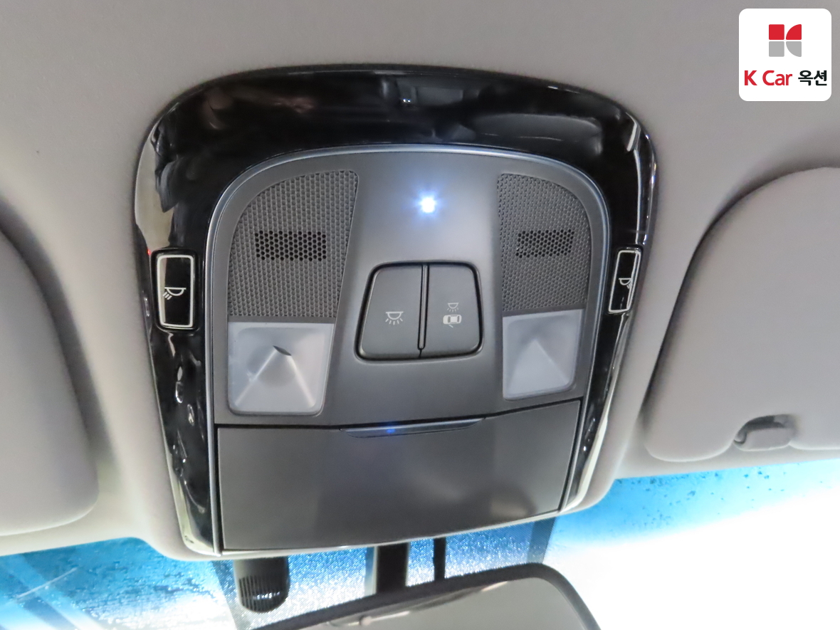 Hyundai AZERA 2016 - Image 12