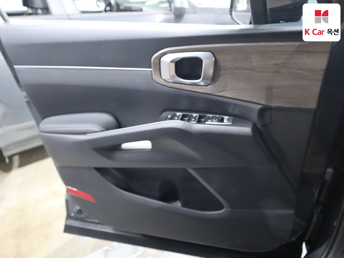 Kia Sorento 2022 - Image 8