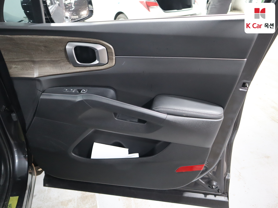 Kia Sorento 2022 - Image 28