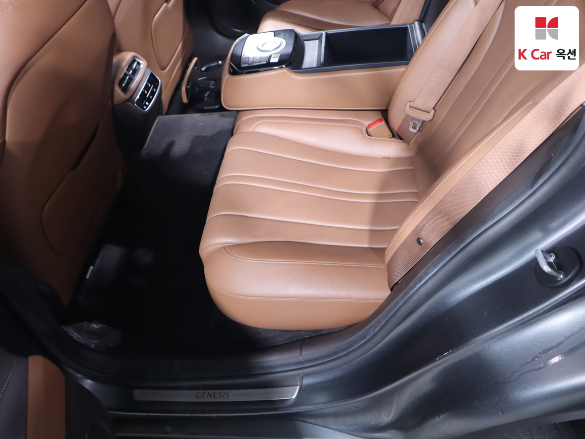 Genesis G80 2021 - Image 22