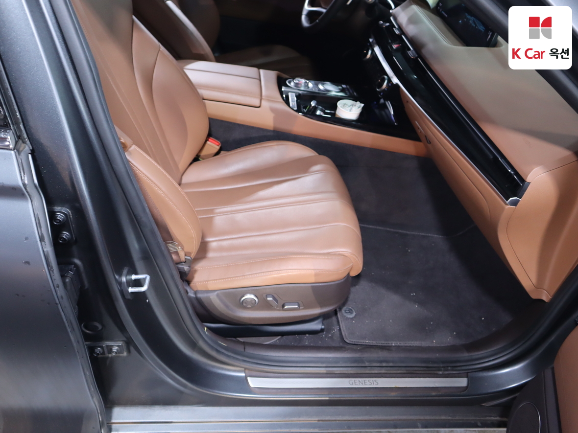 Genesis G80 2021 - Image 29