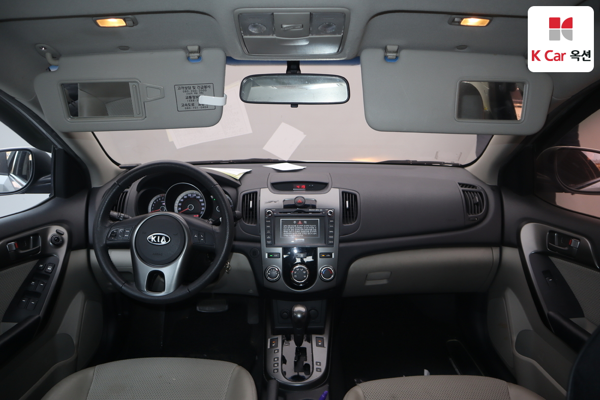 كيا فورتي 2010 - صورة 3