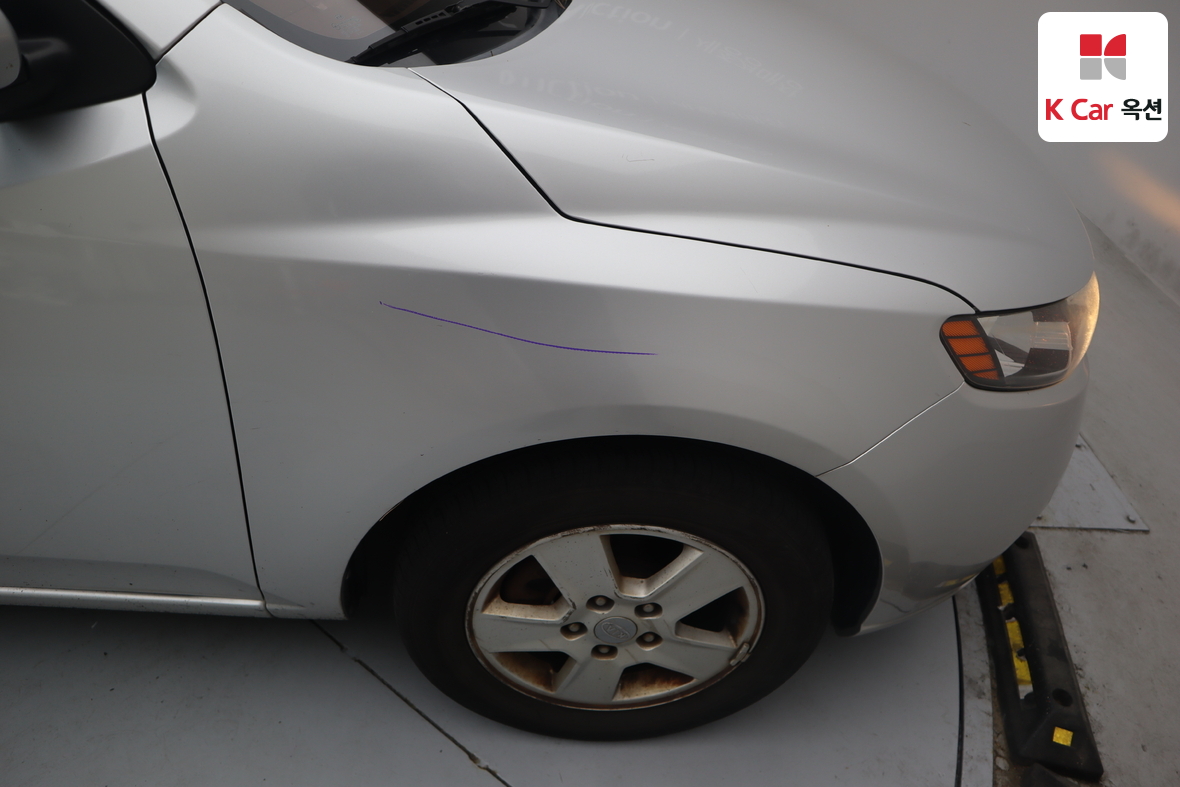 كيا فورتي 2010 - صورة 33