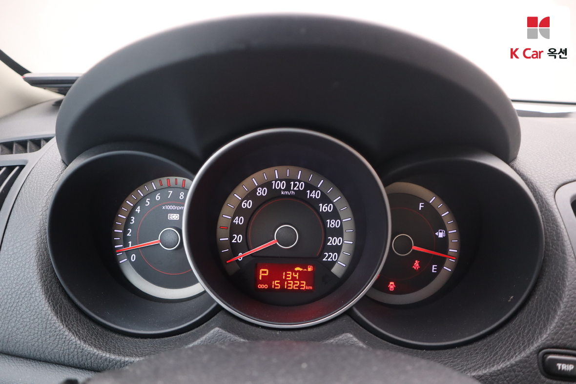 كيا فورتي 2010 - صورة 5