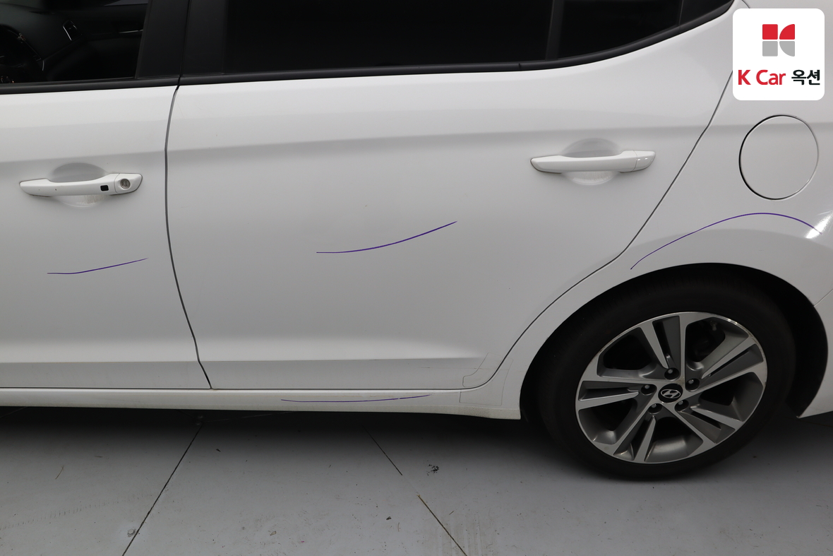 Hyundai Elantra 2018 - Image 34