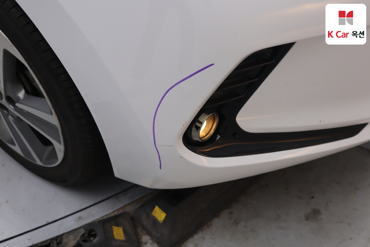 Hyundai Elantra 2018 - Image 41