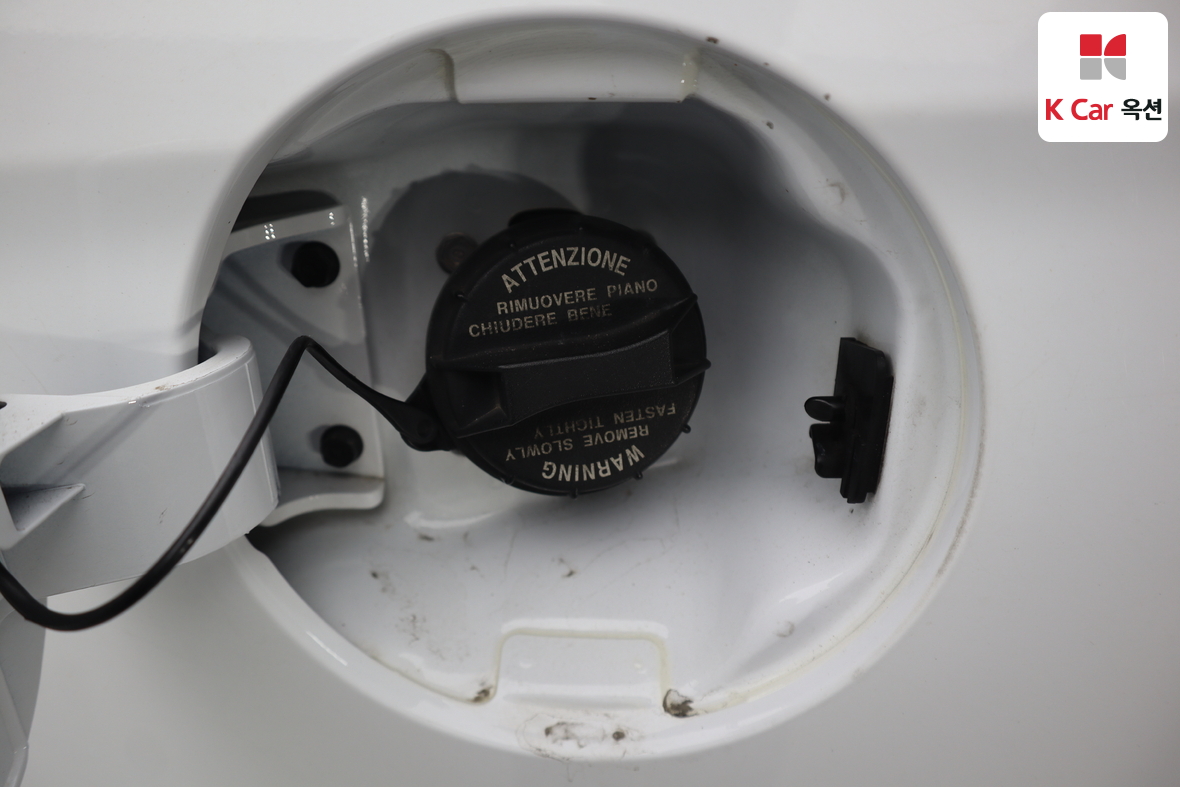 Hyundai Elantra 2018 - Image 22