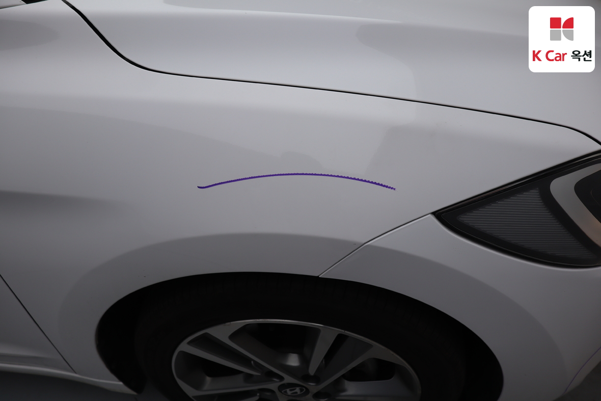 Hyundai Elantra 2018 - Image 40