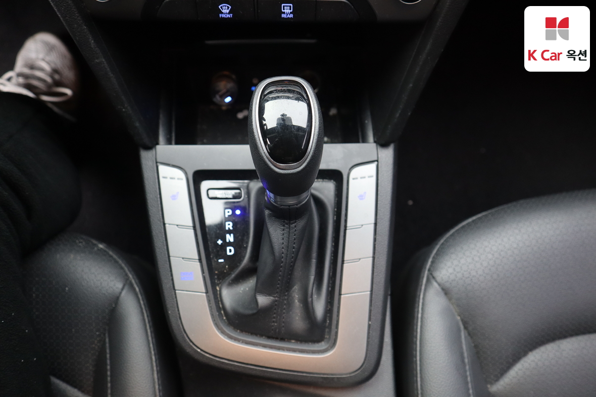 Hyundai Elantra 2018 - Image 15