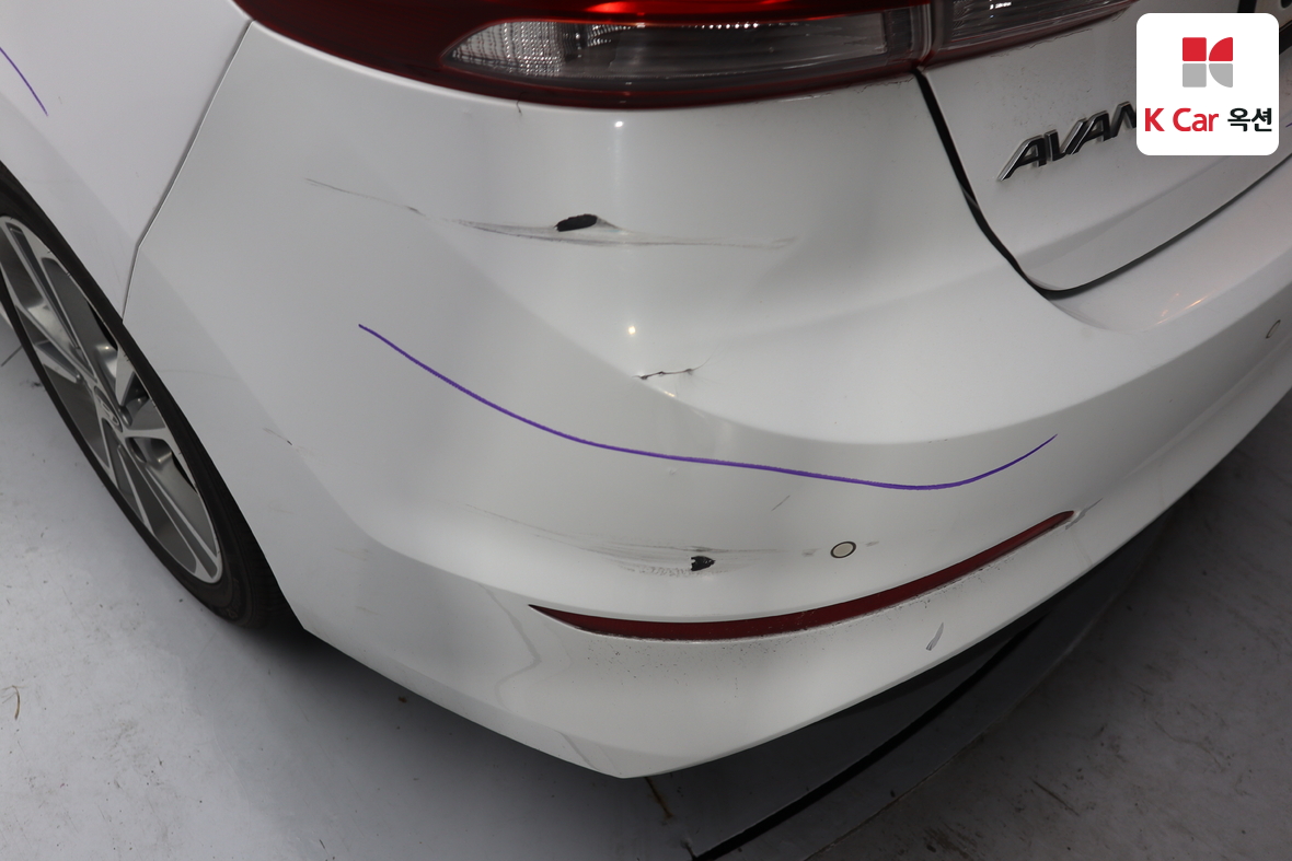 Hyundai Elantra 2018 - Image 35