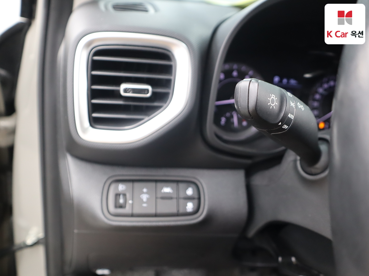 Hyundai Venue 2021 - Image 9