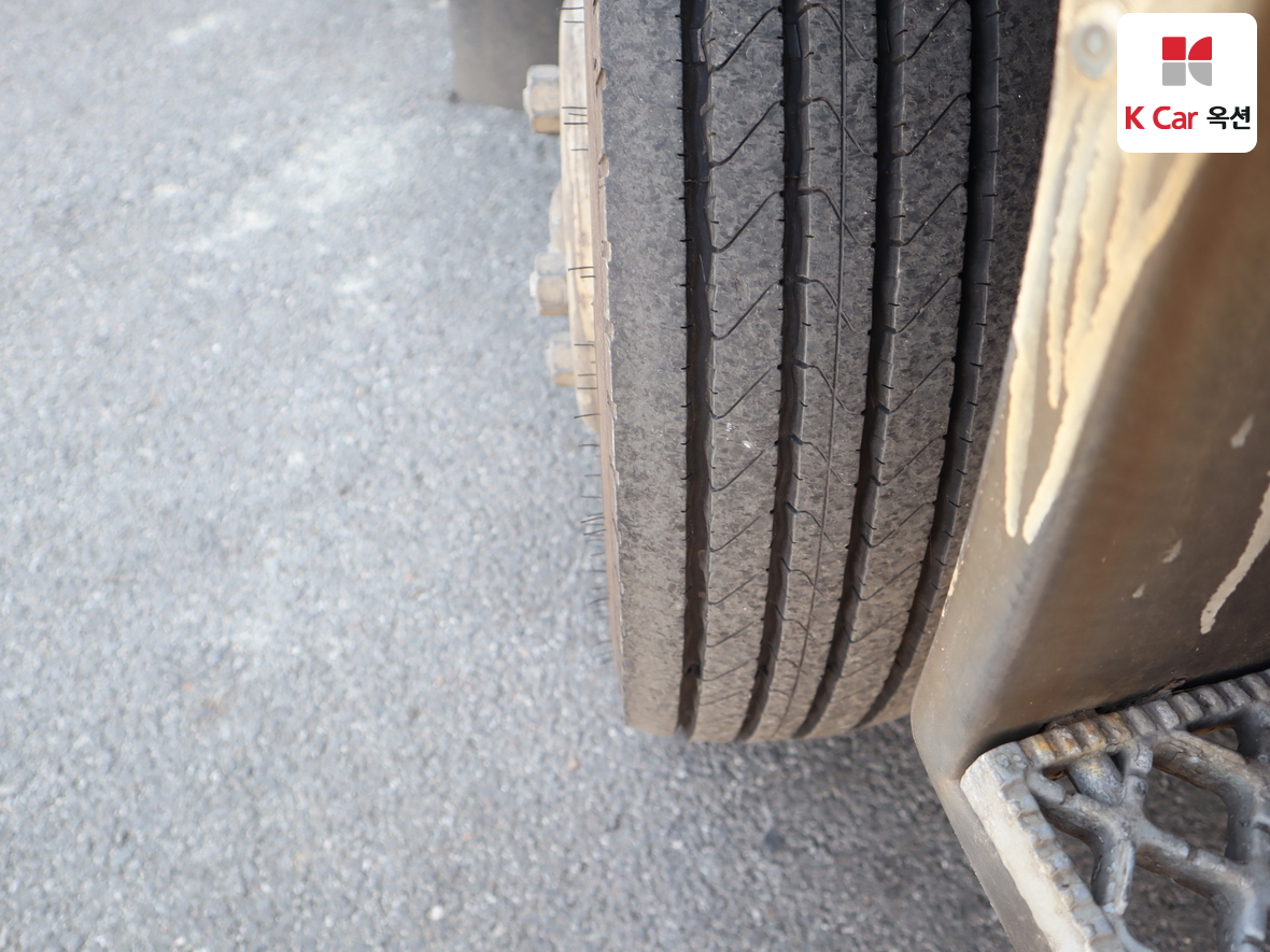 Hyundai Mighty 2010 - Image 23