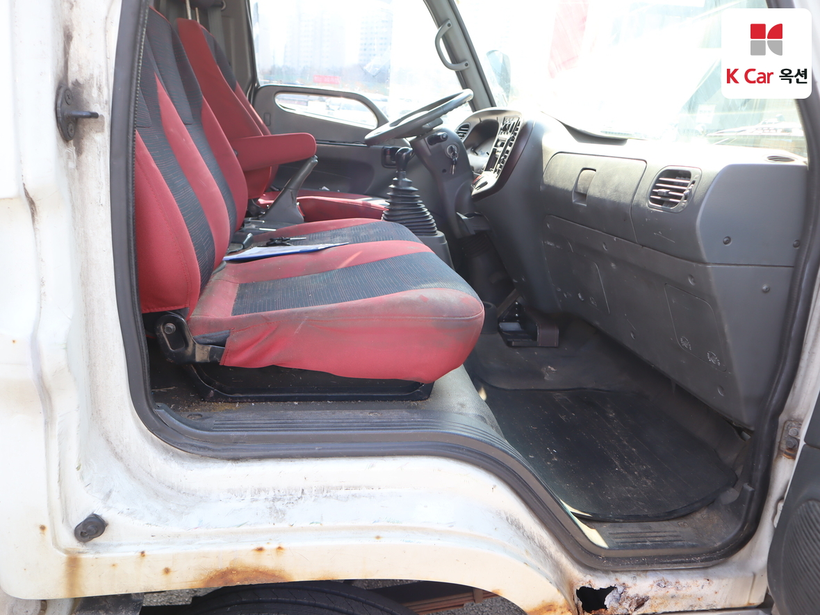 Hyundai Mighty 2010 - Image 22