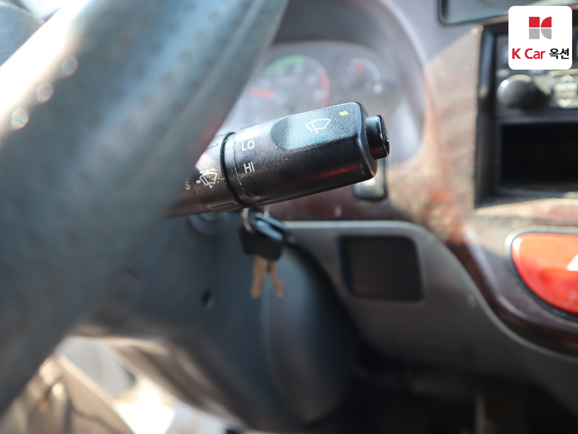 Hyundai Mighty 2010 - Image 11