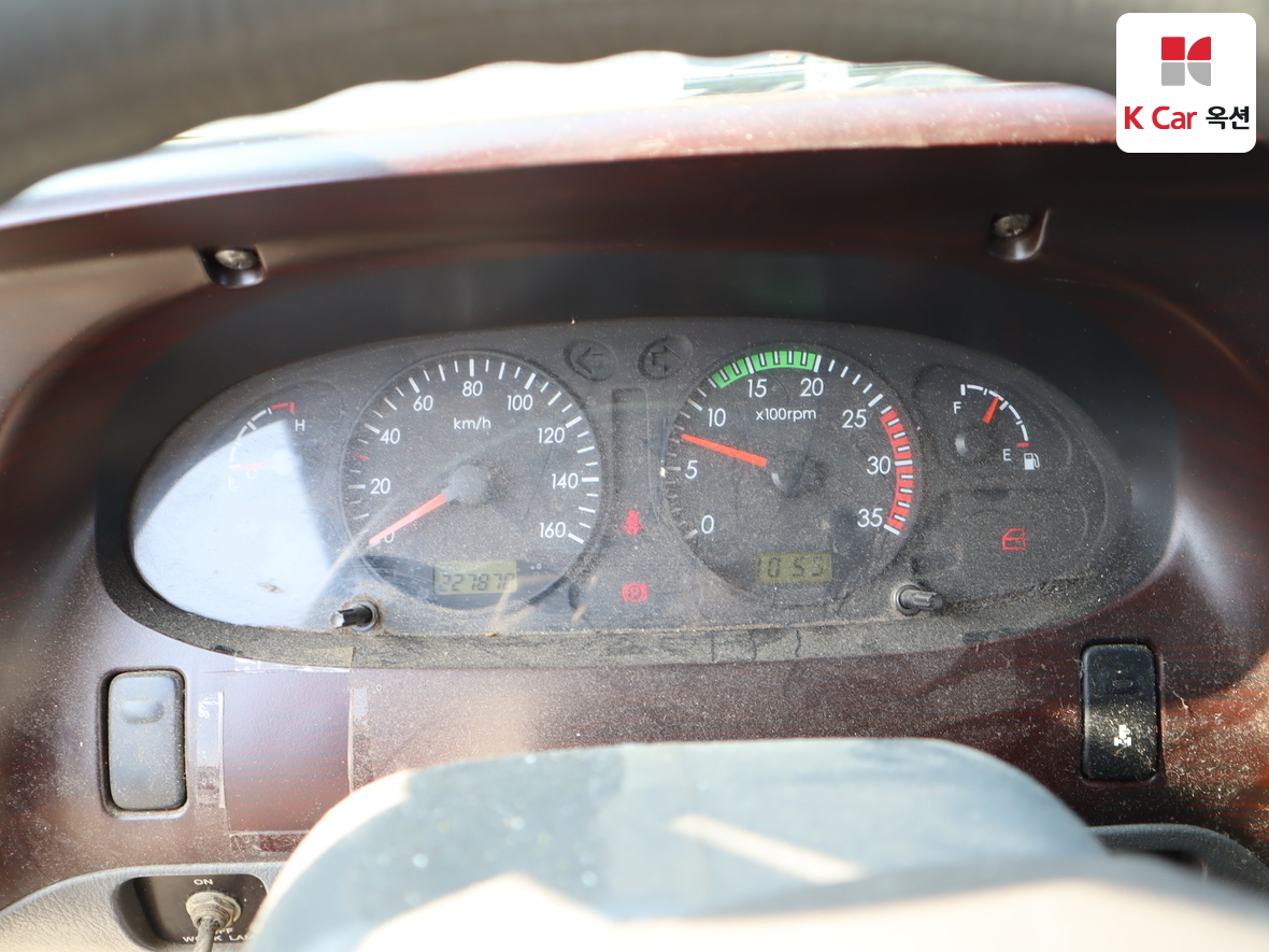 Hyundai Mighty 2010 - Image 5