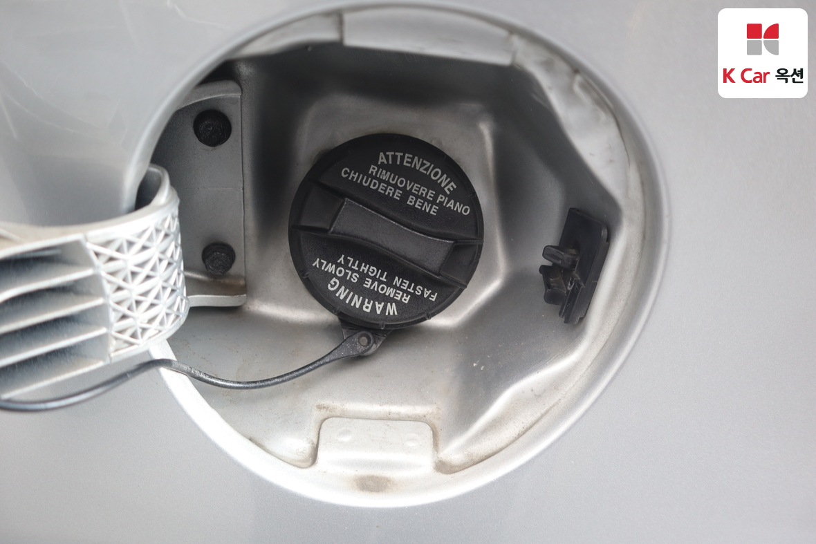 Hyundai Elantra 2012 - Image 23