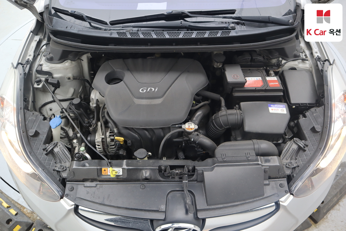 Hyundai Elantra 2012 - Image 31