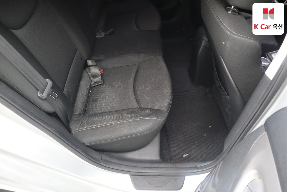 Hyundai Elantra 2012 - Image 26