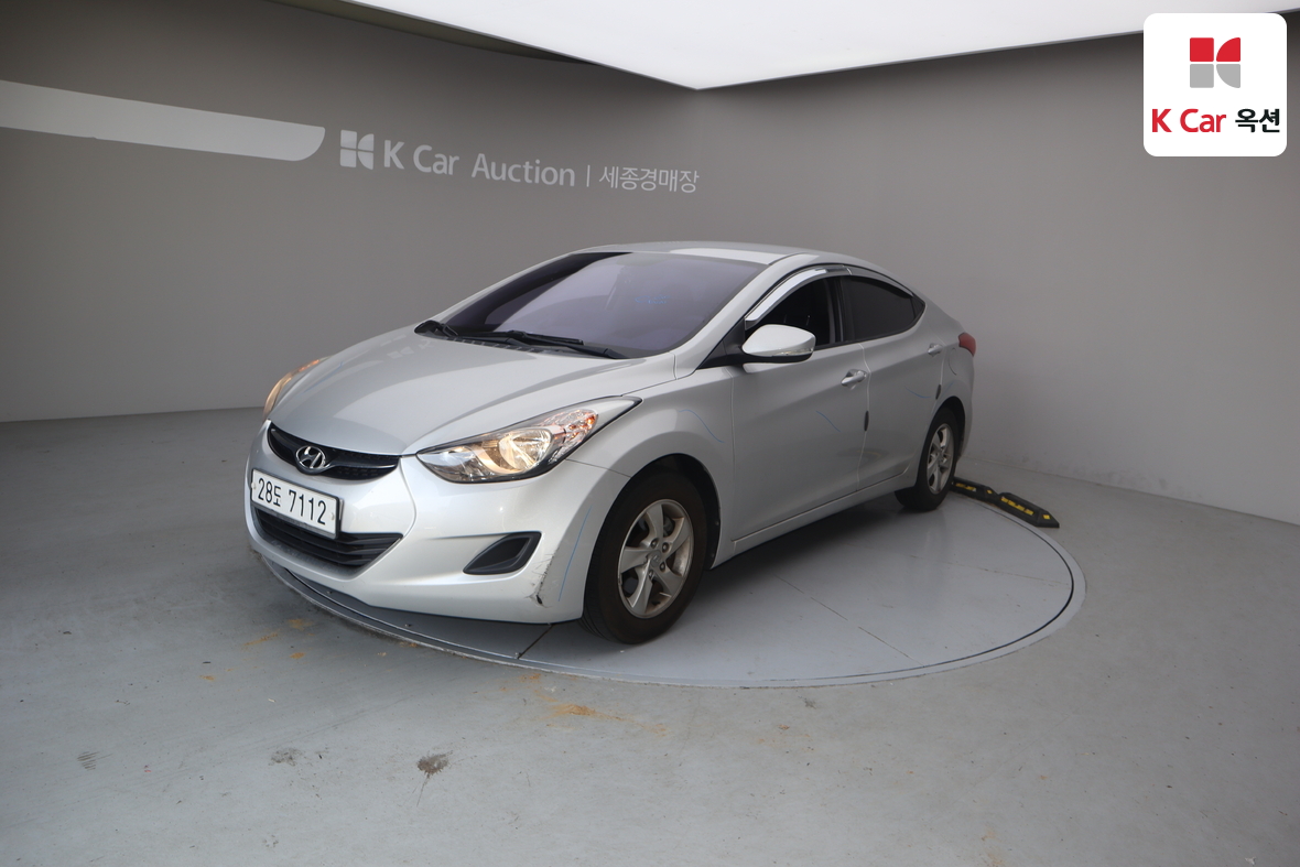 Hyundai Elantra 2012 - Image 1