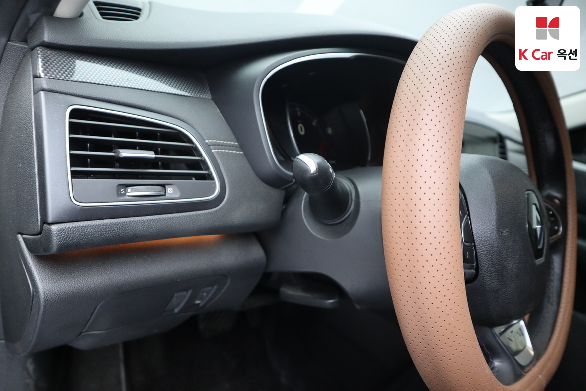 Renault Samsung SM6 2017 - Image 9