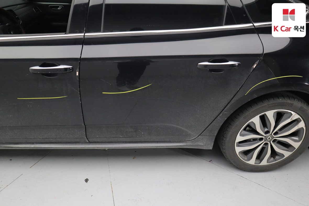 Renault Samsung SM6 2017 - Image 36