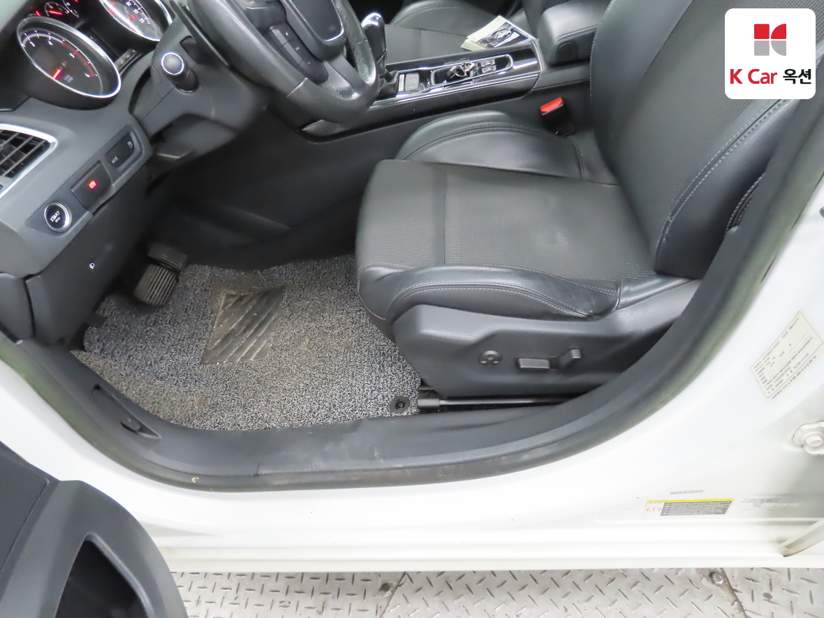 بيجو بيجو 2013 - صورة 18