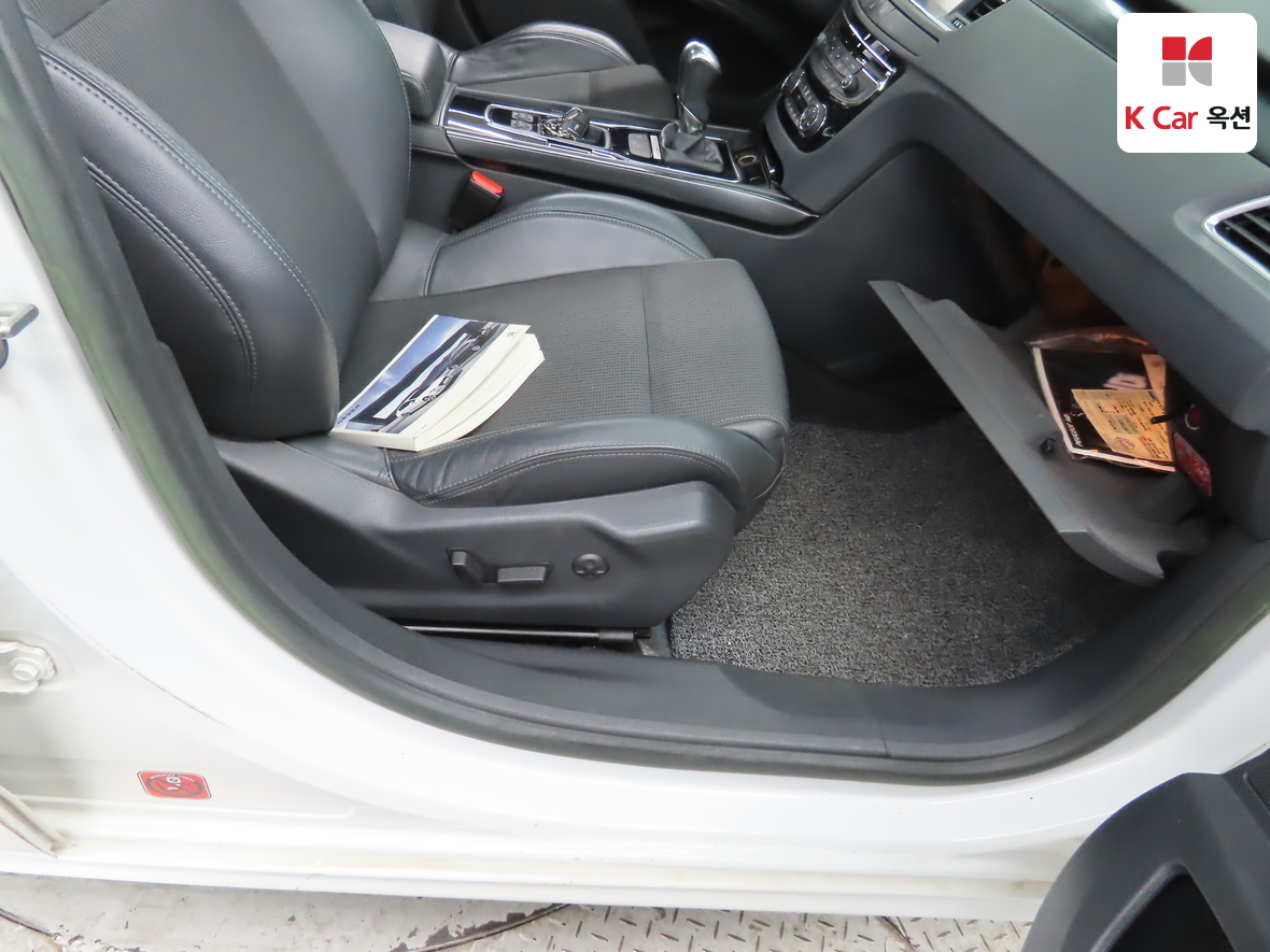 بيجو بيجو 2013 - صورة 31