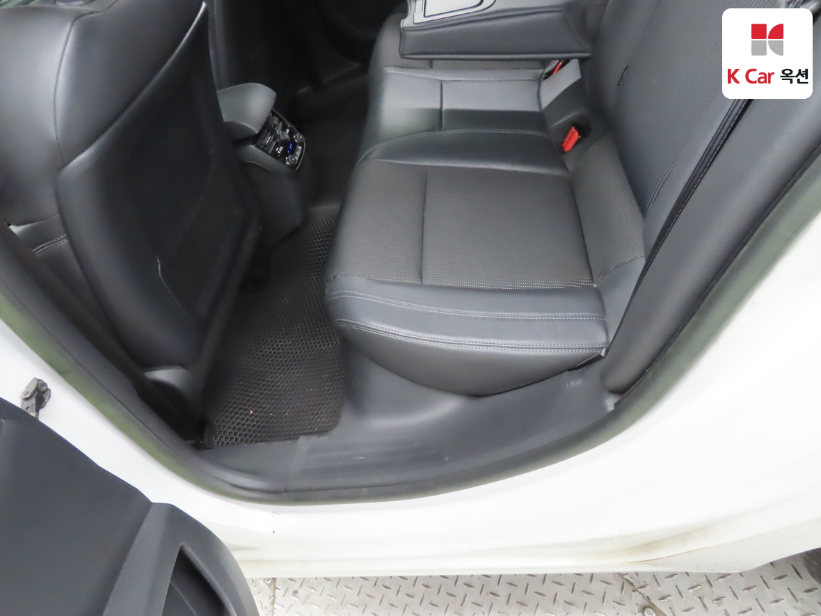 بيجو بيجو 2013 - صورة 25