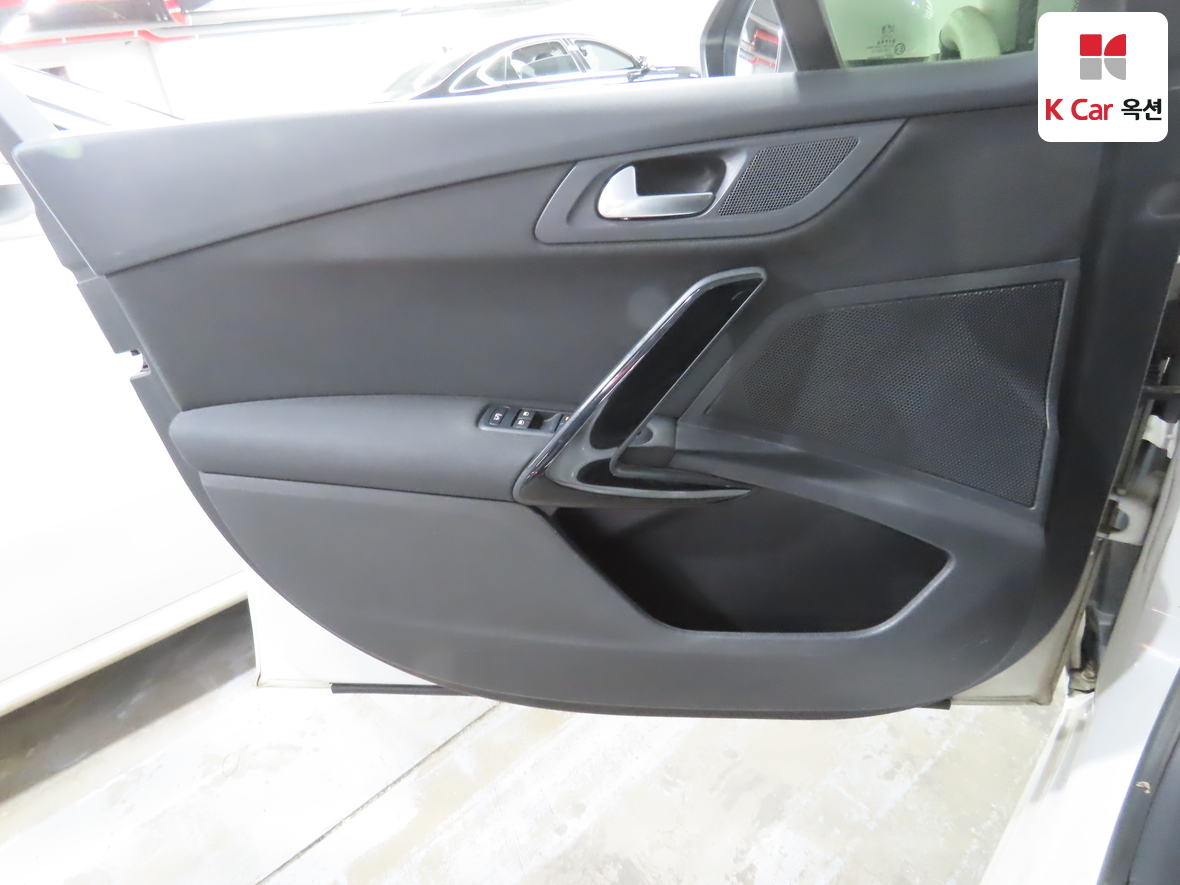 بيجو بيجو 2013 - صورة 8