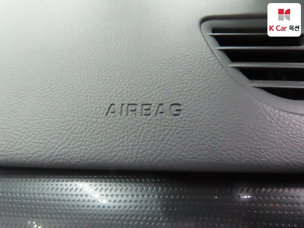 بيجو بيجو 2013 - صورة 32